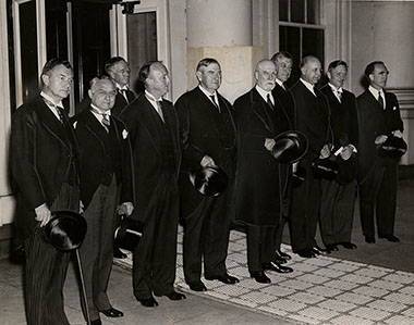 On October 2, 1939, Justice Frankfurter was photographed holding a top hat (possibly this very one) during a courtesy call to President Roosevelt. From left to right: Solicitor General Robert H. Jackson; Justice Felix Frankfurter; Justice Hugo L. Black; Justice Harlan F. Stone; Chief Justice Charles Evans Hughes; Justice Owen J. Roberts; Justice Stanley F. Reed; Justice William O. Douglas; and Attorney General Frank Murphy.