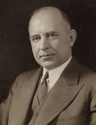 Solicitor General Stanley F. Reed, 1935.  Only five members of the Supreme Court—William Howard Taft, Stanley F. Reed, Robert H. Jackson, Thurgood Marshall, and Elena Kagan—have served as Solicitor General prior to their appointment to the Court.  Three of them—Reed, Marshall, and Kagan—were appointed to the Court while serving in this role.
