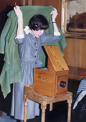 Nel Laughon using the camera obscura.