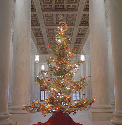 The Court’s first Christmas tree, December 1965.