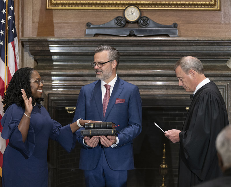 Chief Justice John G. Roberts, Jr., administers the Constitutional Oath to Judge Ketanji Brown Jackson, June 30, 2022. Dr. Patrick Jackson holds the Bible.