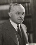 Portrait photograph of Justice Felix Frankfurter in a suit
